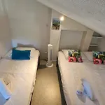 Maison Bord De Et Piscine Frontignan